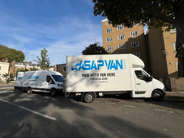 Man With Van Hire in Frogmore