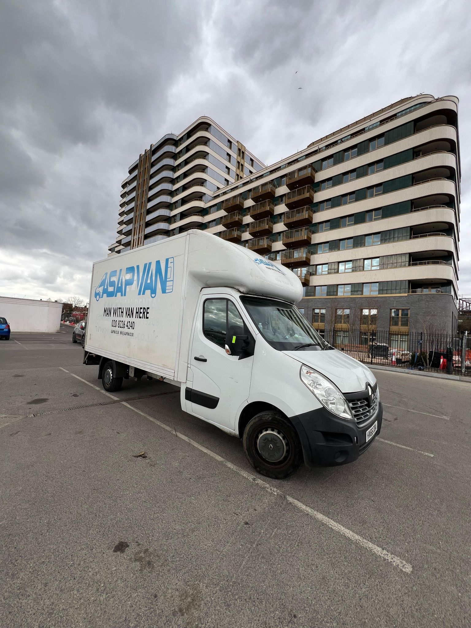 man with van bounds green