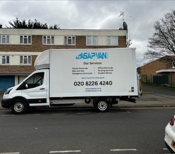 luton van tail lift weight limit